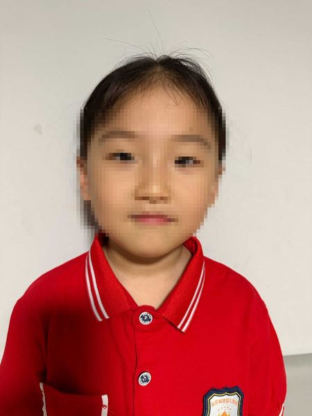 在深圳给小孩办理身份证需要去照相馆拍回执吗?